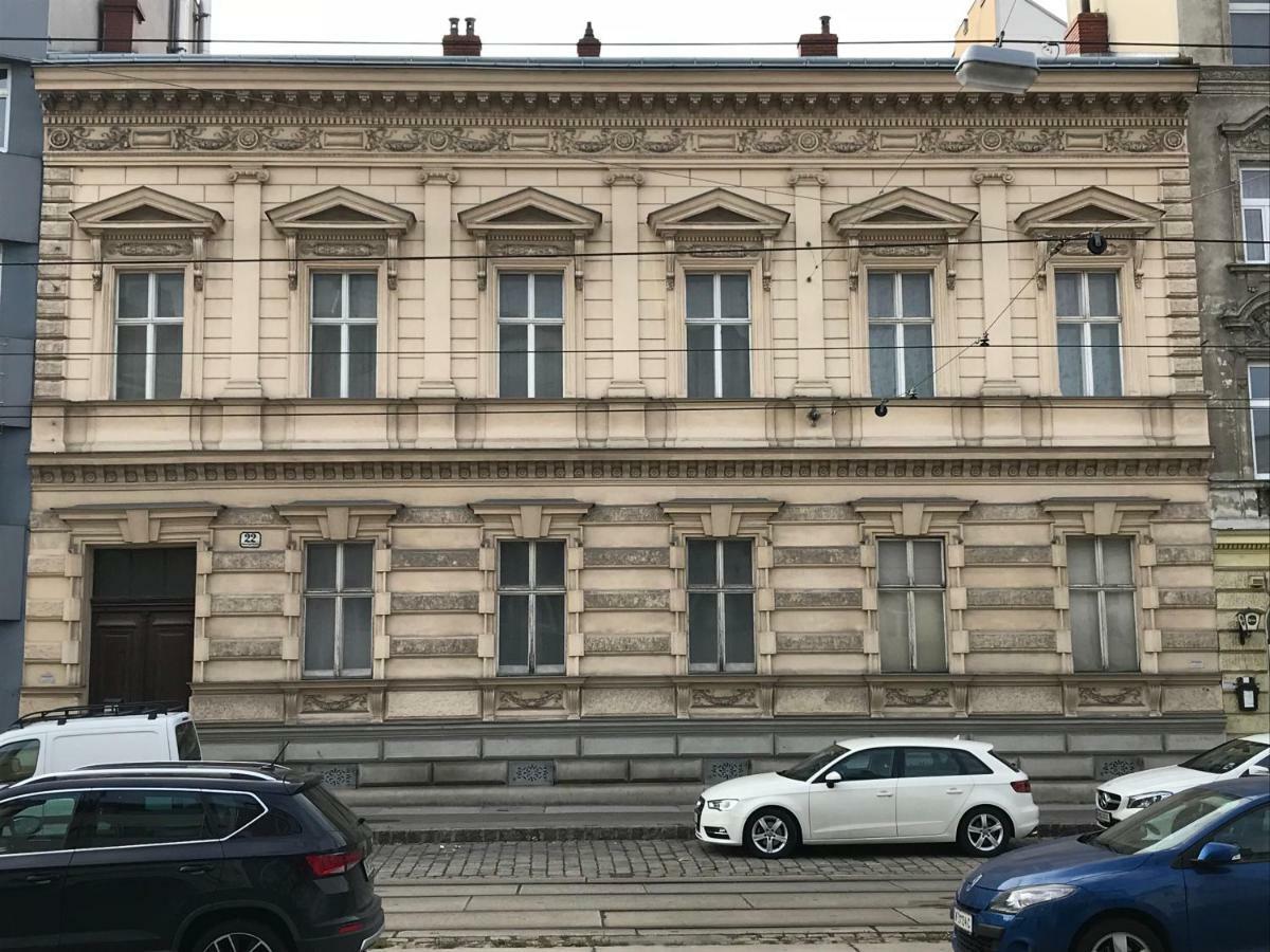 88m² Grosses Im 1. Stock Apartament *